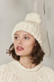 Hat Look-Up aus WOOLADDICTS Fire 