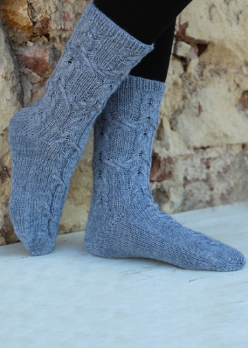 Socken mit Flechtmuster aus Regia Premium Bamboo 